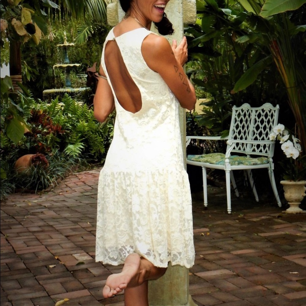 Roaring 20’s Lace Open Back Dress